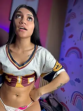 Nicolle_Quiintero - dildo in my pussy