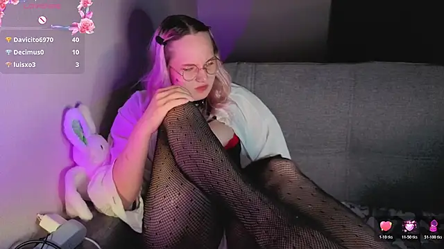 CherryF0X - Suck finger
