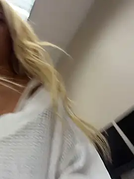Blondiluvsanal - squirt
