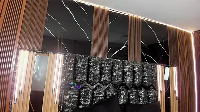 Kysha_Lipss - RIDE DILDO