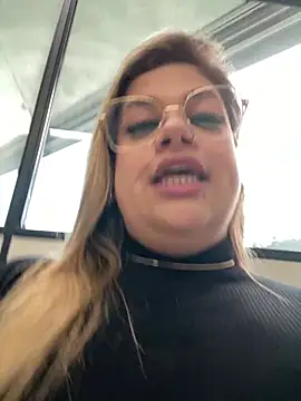 Kahreal - MOSTRAR SEIOS /show tits + VIDEO