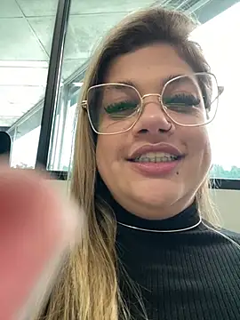 Kahreal - MOSTRAR SEIOS /show tits + VIDEO