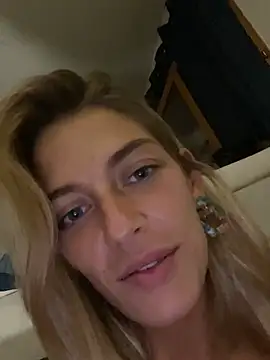 Bellalolahot