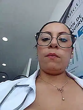 Dr-Kathy_23 - Nurse, suck my tits 🍒🍒🍒
