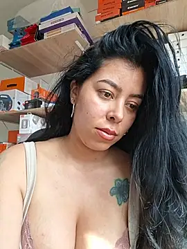 Luianna - Turn me on 💦😈