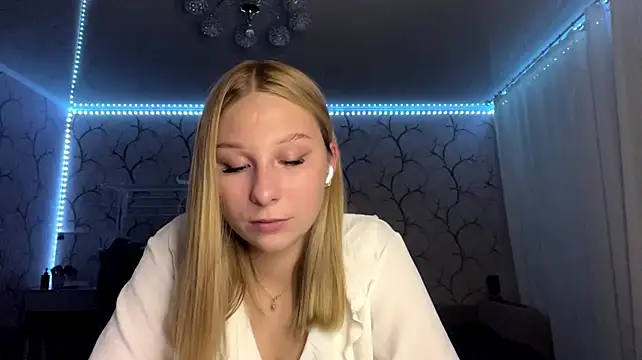 AvelinaCoch - Sexy dancing
