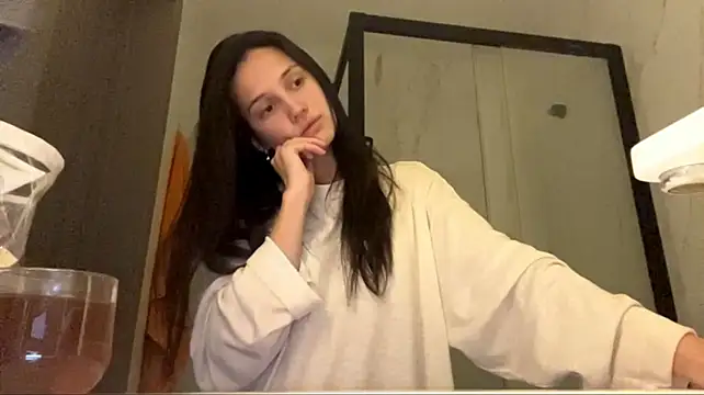 GildaCode - FLASH MY HARD NIPPLE