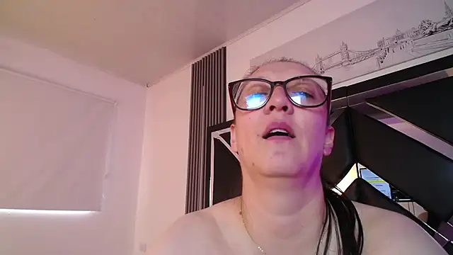 Lyrasweet - Blowjob dildo + saliva