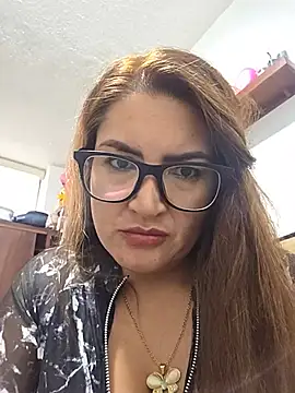 Nathaliaa_69 - Show ass