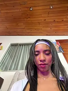Xenia_golden - Show tits