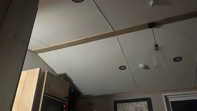 Blissdimicco - twerkinggg bent over