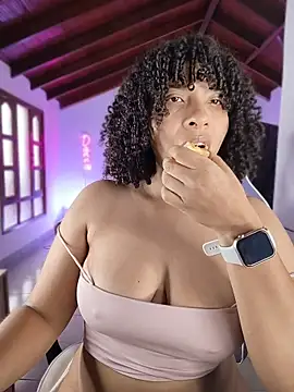 DannaBerry - all naked + pussy play😏