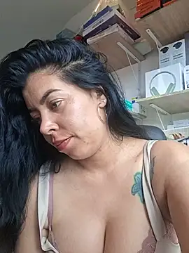 Luianna - Turn me on 💦😈