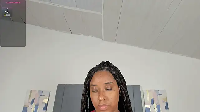 Sophia_Ebony - Play with my lush in clit