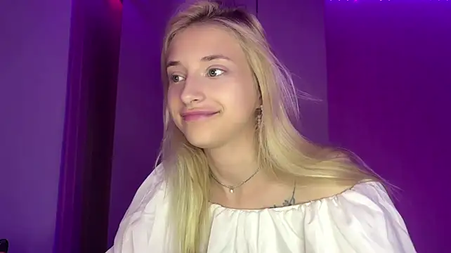 FiveFootBlonde