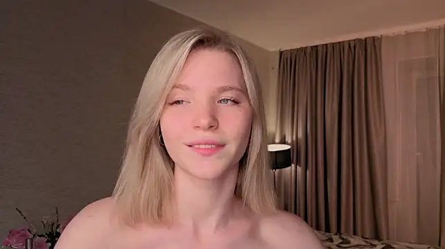 DelmaLasky - hottest handbra for you
