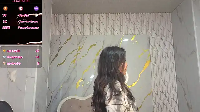 Daphne_nicole_b - naked + spanking