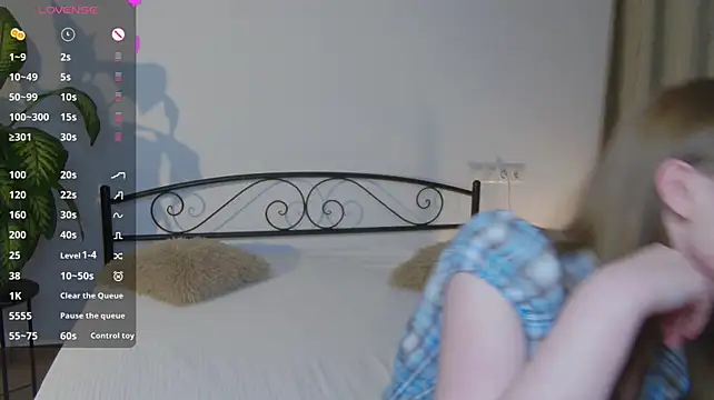 AlexsisFaee - Hard anal sex with a dildo