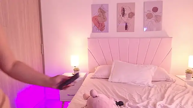 EmmaBlossom - tease tongue👅