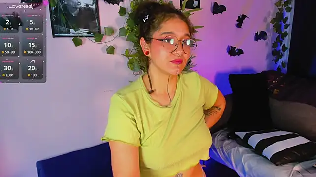 Sylvara_bx - 🔥🎀OPEN LEGS + TEASING MY PUSSY 🔥🎀