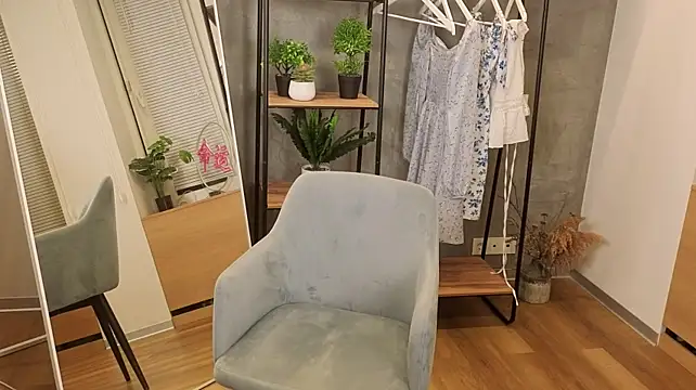 AnnaAsti - Suck my two fingers like your dick