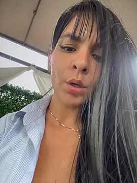 LuxeBrunetteXXX - MAKE ME SQUIRT IN MY CLEAN WORK OMG😈💦