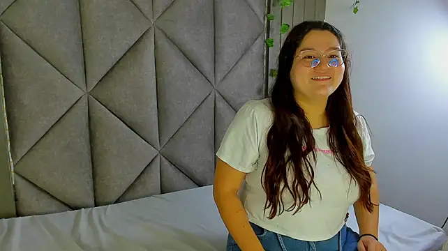 AmatistaSky__ - Oiled big boobs bouncing close cam