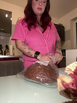 OliviaaFischer - Show boobs 10 min +3 Videos