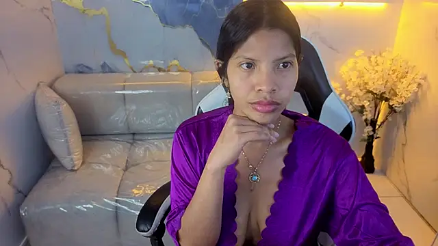 Emily_smith_t - naked