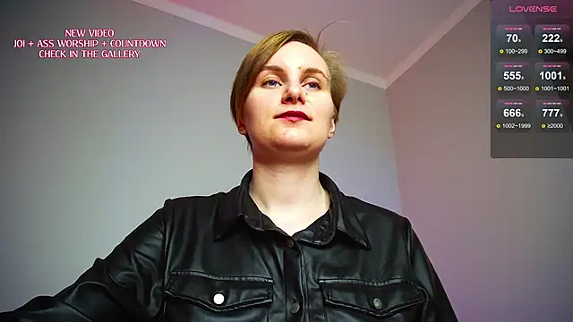 KinkyMissCherry - please Mistress