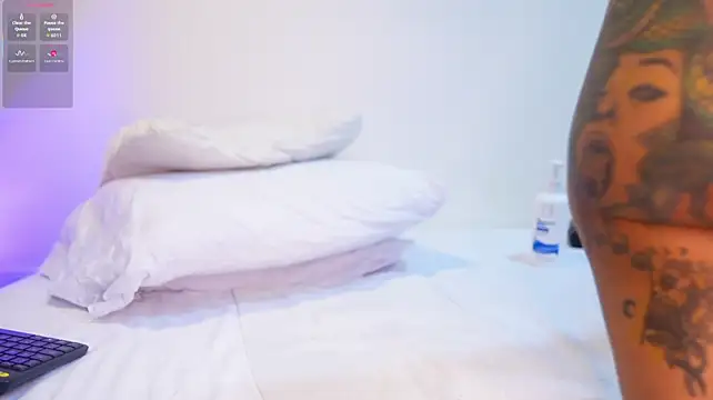 YourMandy - Finger in ass + Domi in pussy