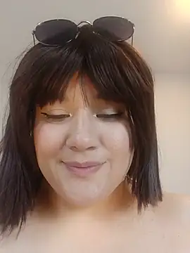 ItsNaiixa - SIT ON YOUR FACE ALL NAKED😈💦