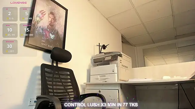 Scarlett__Moon2 - I MASTURBATE WITH MY BOSS RIGHT NEXT TO