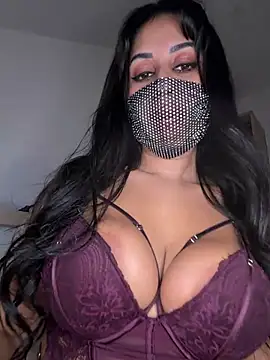 Queen-chamss - Boobs jump and oil
