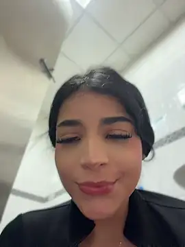 ArieliciousXXX - SQUIRT IN PUBLIC BATHROOM PRINCESS🥰💦
