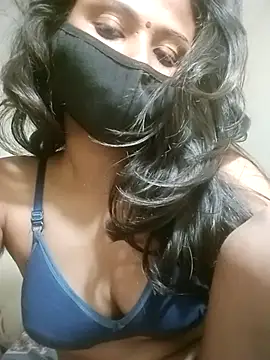 DesireDuoe - Boobs show