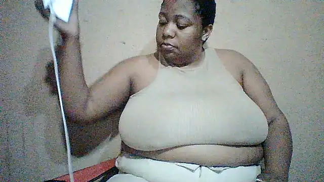 Bustyboobs27