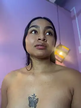 Lynda_Bonnie - feel my vibrations 🍑🥵💦