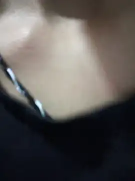 Nandundi - Show pussy in public