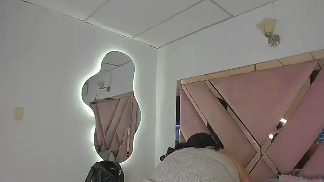 Coralhtx - CLAP ASS🍑✨