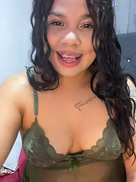 Rashell1_Queen - 5 spankings on the pussy 💋😈
