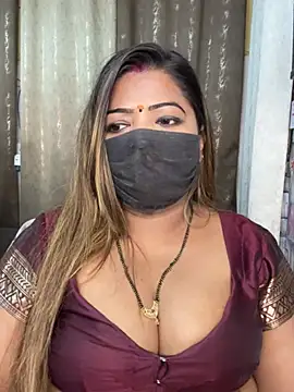 Lovely-Geet - BOOBS OILING😘😘
