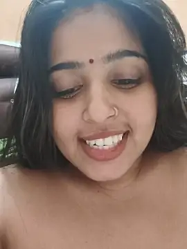 Cute-Simmi69 - Nude dance 🩰🪩