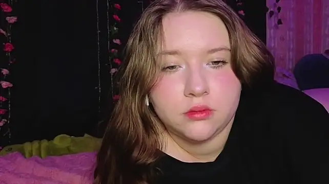 Selena_Muse - flash naked boobies