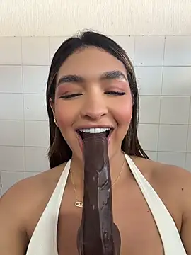 Jenn_fit - BRA OFF+NIPPLES SHIELDS🍒