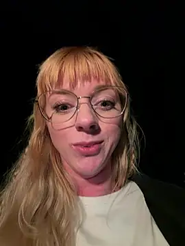 LinaLeana - Lt Outdoor Squirt Video 📹