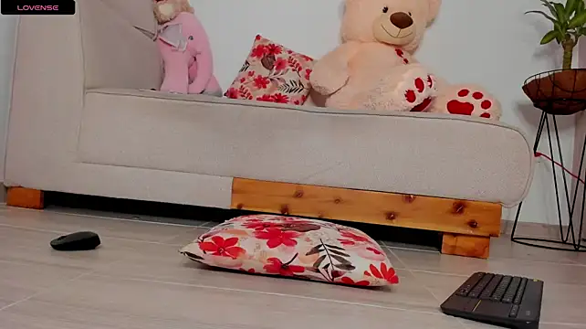 Curly_sweett1 - breaks my big pussy hard