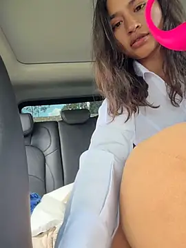 Sexi_noemi - hot and naked