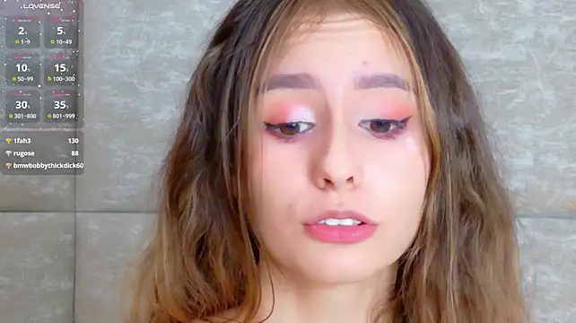 Sarah-Grace - Cameltoe Close-Up😈🔥