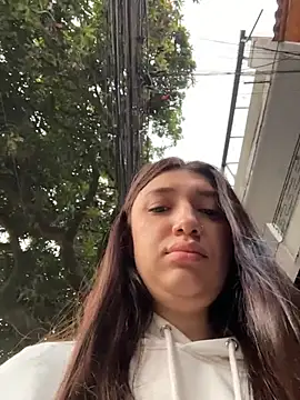 Mia__Gray - Tits Out + Nipple Clamps (AT HOME)